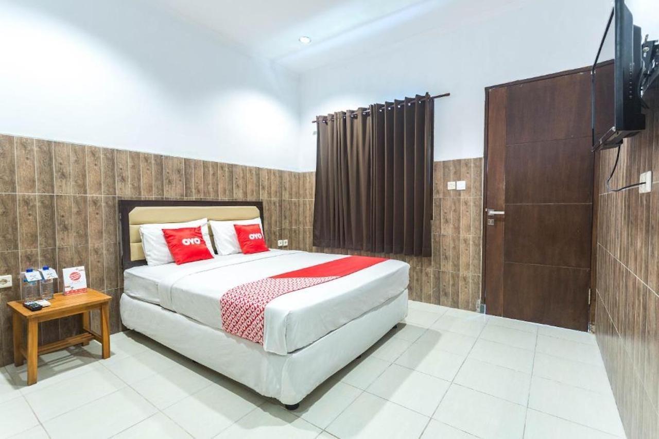 Hotel Bumi Aditya Senggigi Extérieur photo